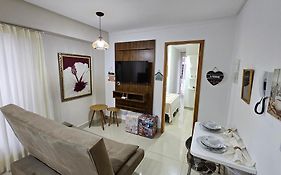 Flat lindissimo ao lado Shop Flamboyant apto 102